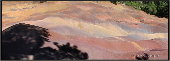 Chamarel , Terre au sept couleurs